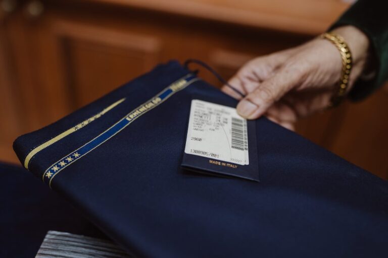 Zegna-blue-fabric-premium.jpg